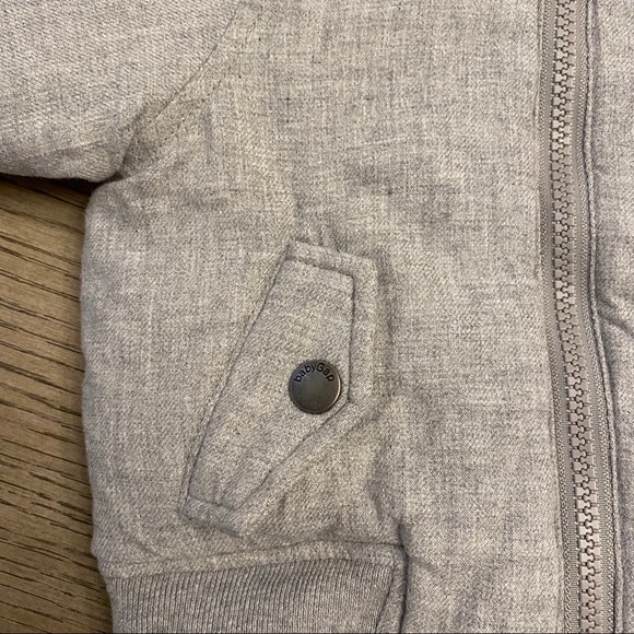 SOLD: Gap Coat 0-6 months - Picture 3 of 6